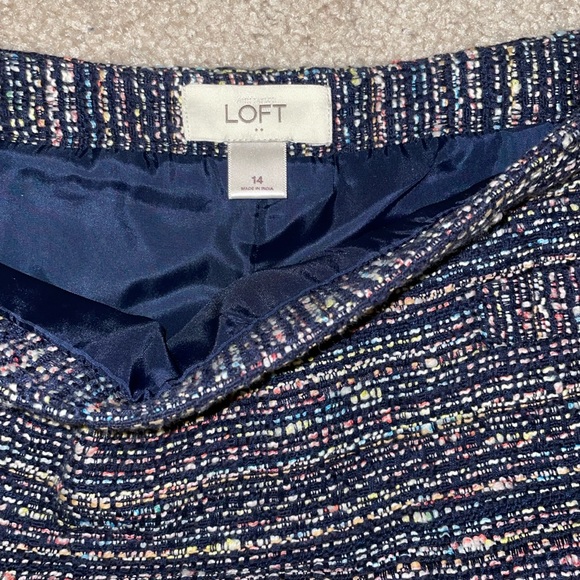 Ann Taylor Loft skirt - Picture 2 of 10